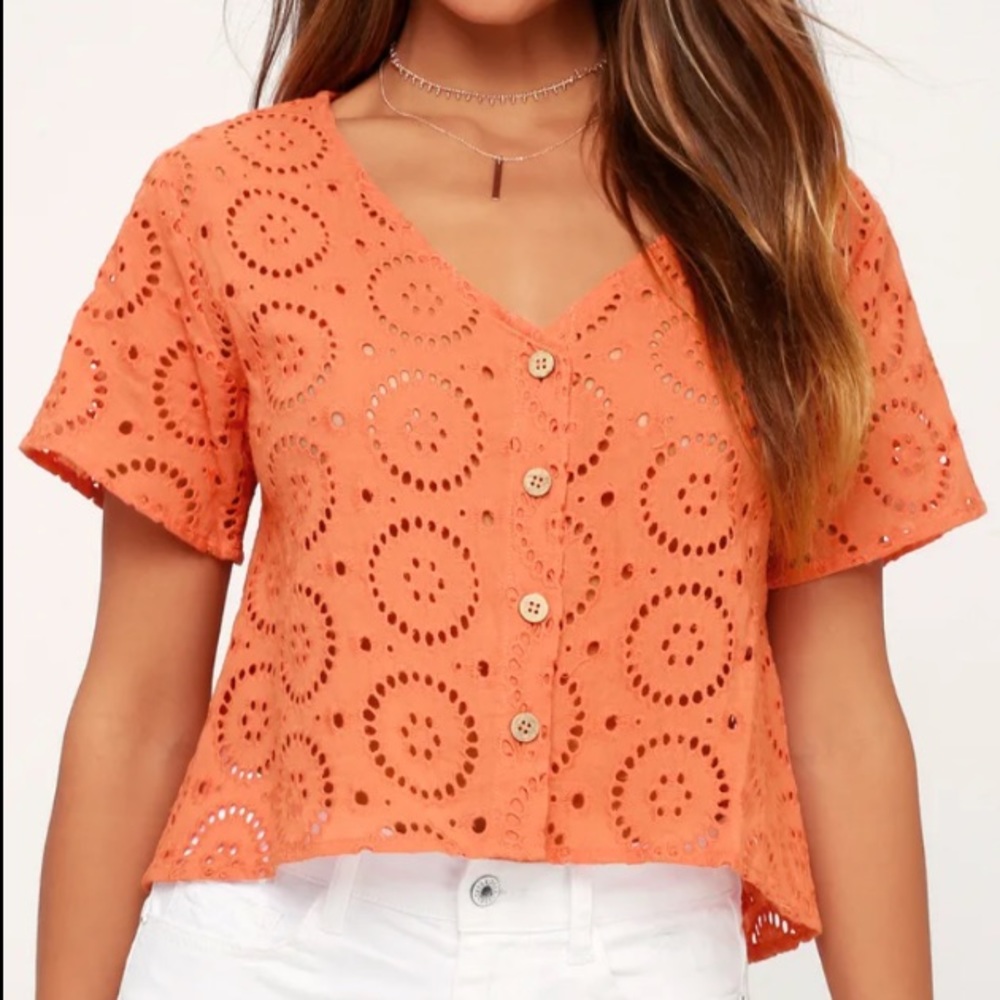 Lulu’s Eyelet You love Me Coral Button-up Crop Top